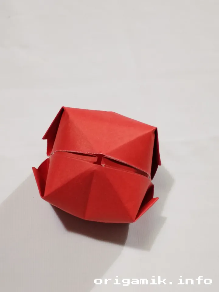 Origami ballon step 6 b