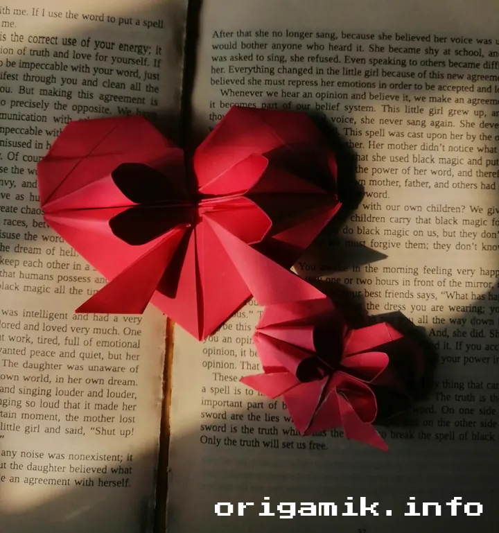 Origami heart with bow Final 1