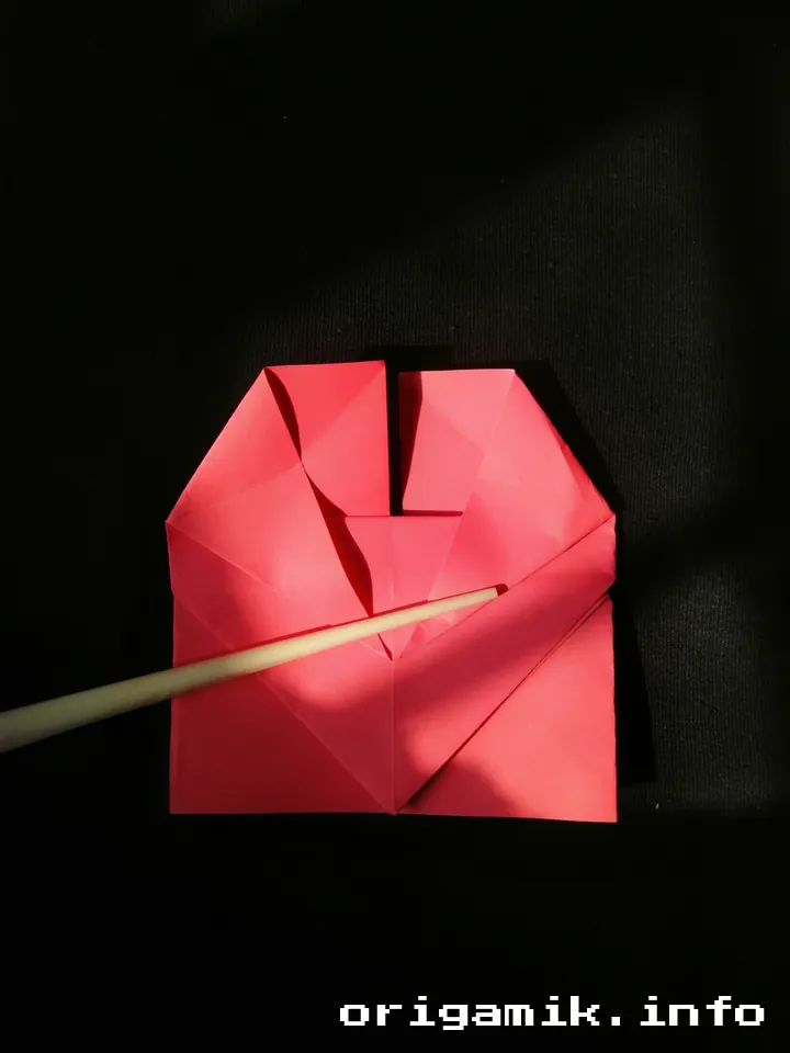 Origami heart with bow step 8 b