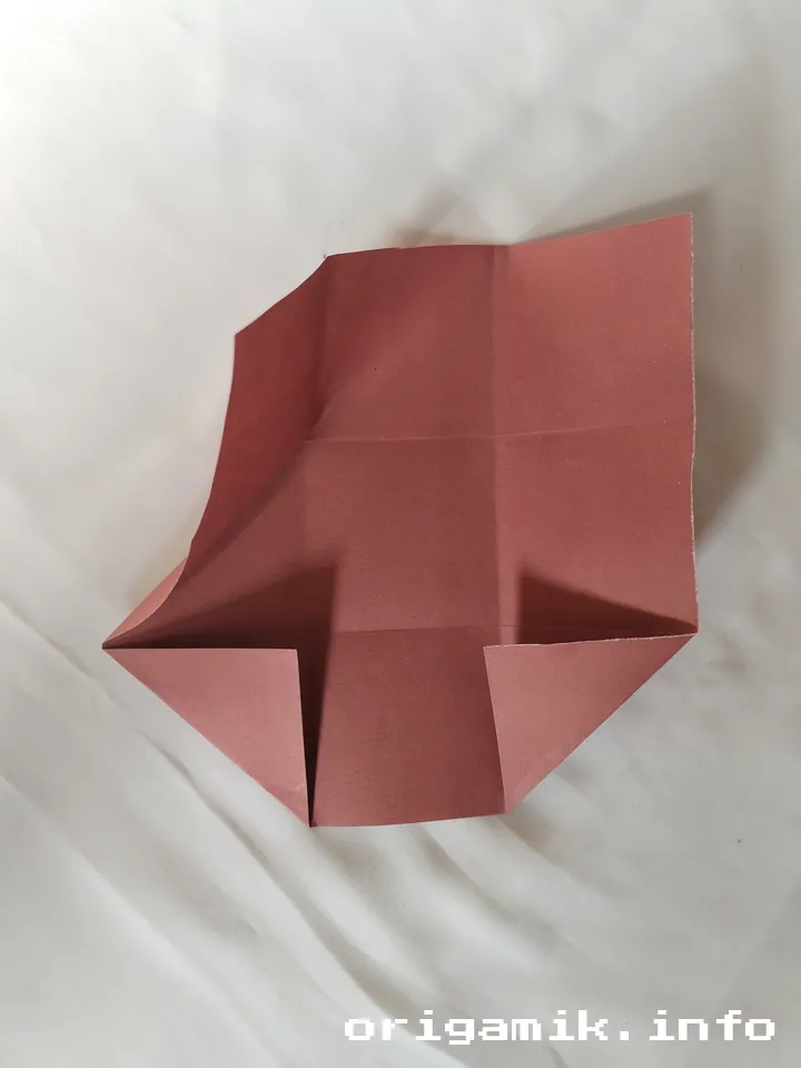 Origami hinged square box step 4 a