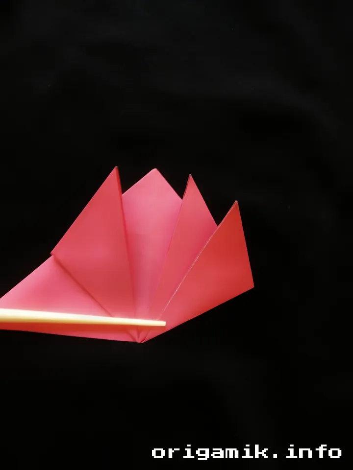 Origami lotus bookmark step 4 c