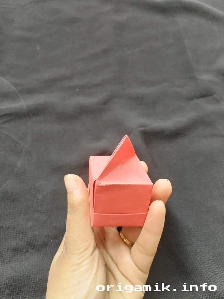 Origami storage box step 7 c