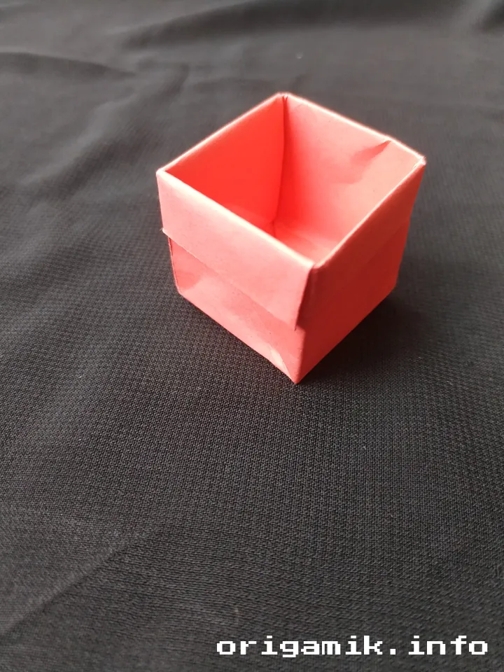 Origami storage box step 8 b