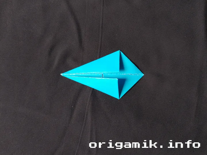 Origami 16 pointed star step 4 b