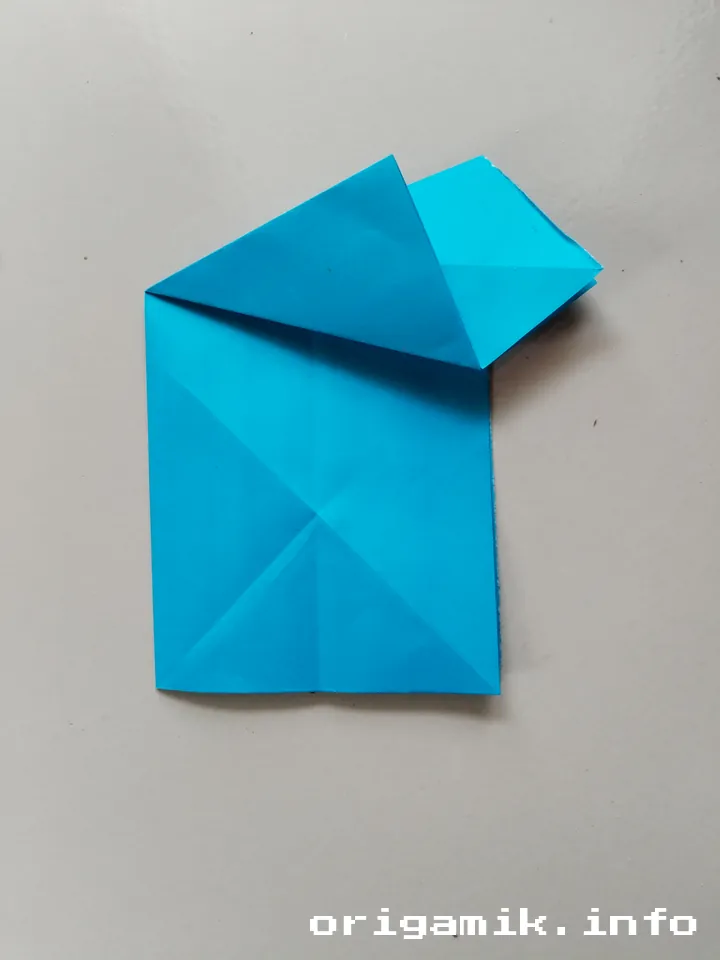 Origami 5 pointed star step 5 b