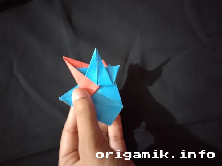 Origami 8 pointed star step 7 c