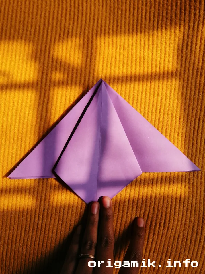 Origami Lily flower step 2 (e)