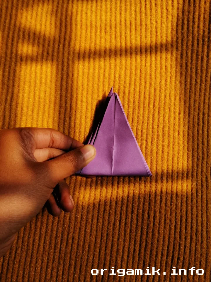 Origami Lily flower step 3 (d)