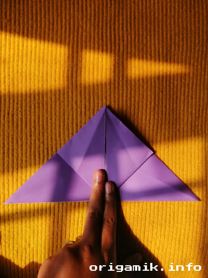 Origami Tulip flower step 2 (f)