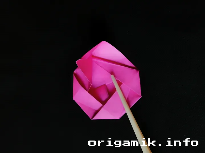 Origami camellia step 3 (g).jpeg