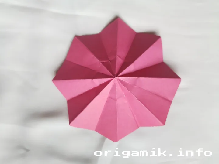 Origami daisy step 6 d