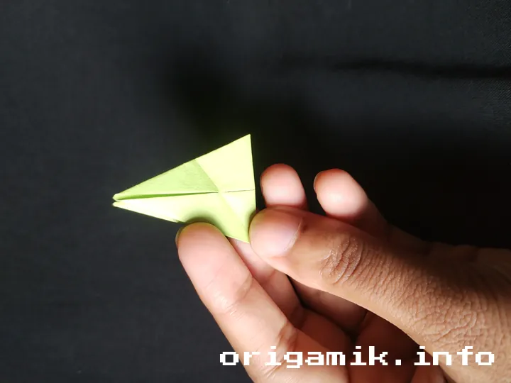 Origami dimond star step 5 b