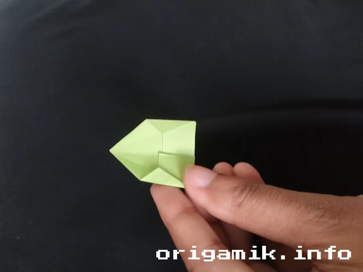 Origami dimond star step 7 c