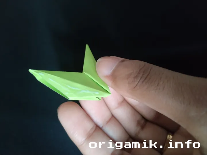 Origami dimond star step 9 c