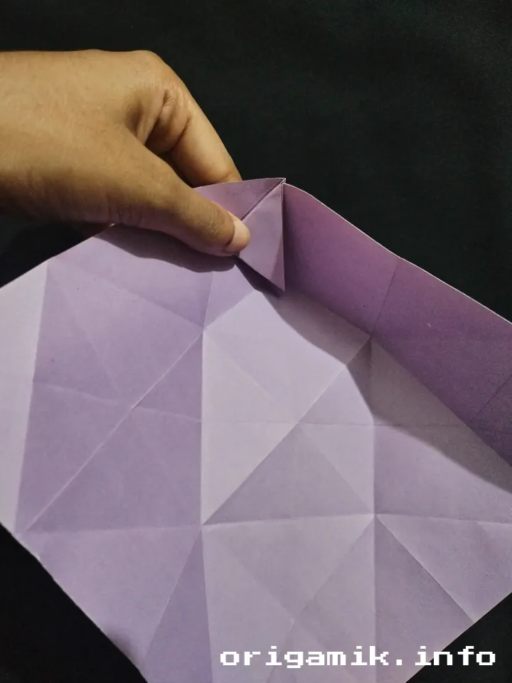 Origami magic box step 7 b