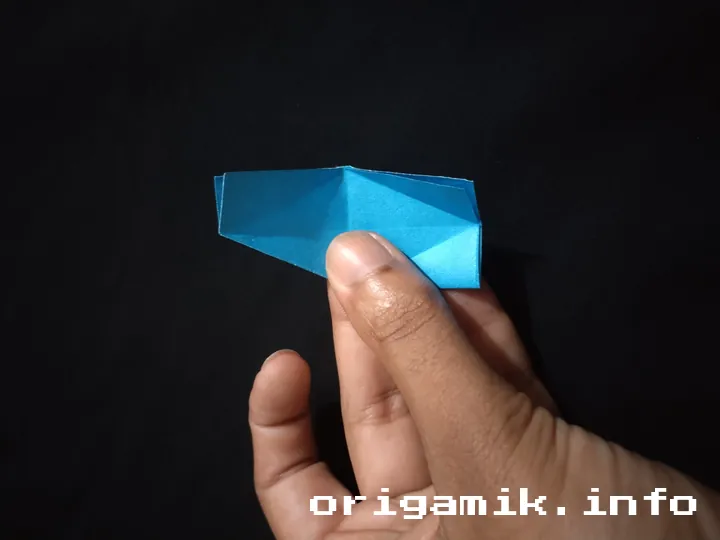 Origami pop up star step 4 c