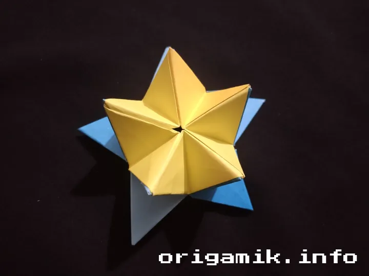 Origami pop up star step 6 j