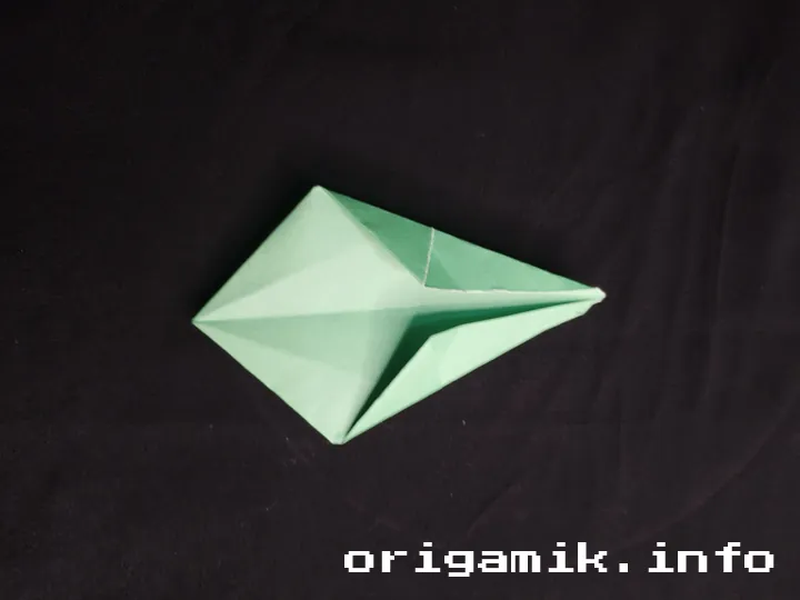 Origami star box step 7 b