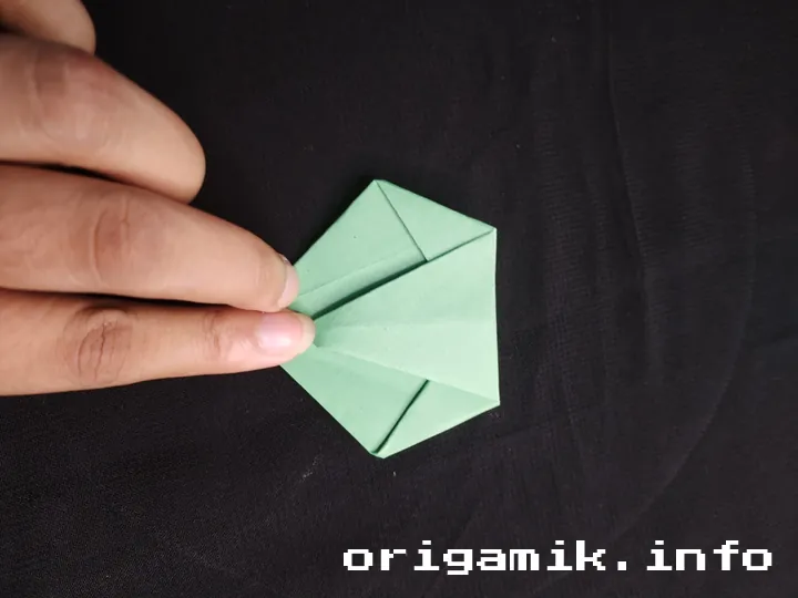 Origami star box step 8 b