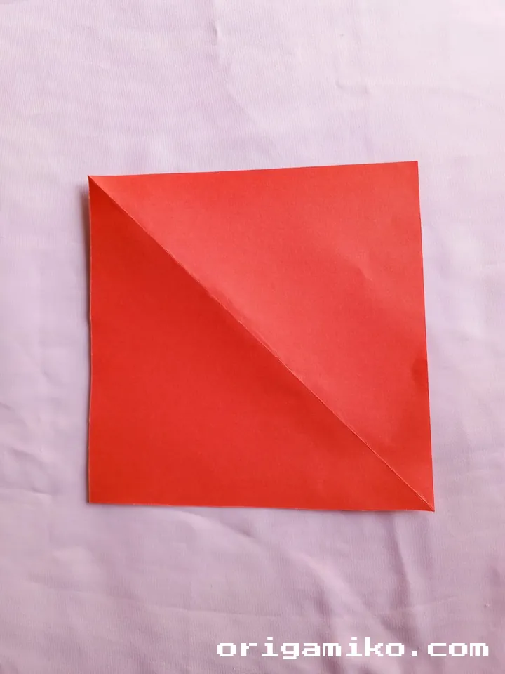 Origami apple step 1