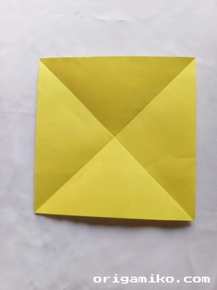 Origami banan step 2-c