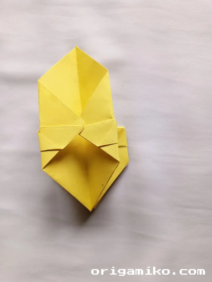 Origami basket step 9 c