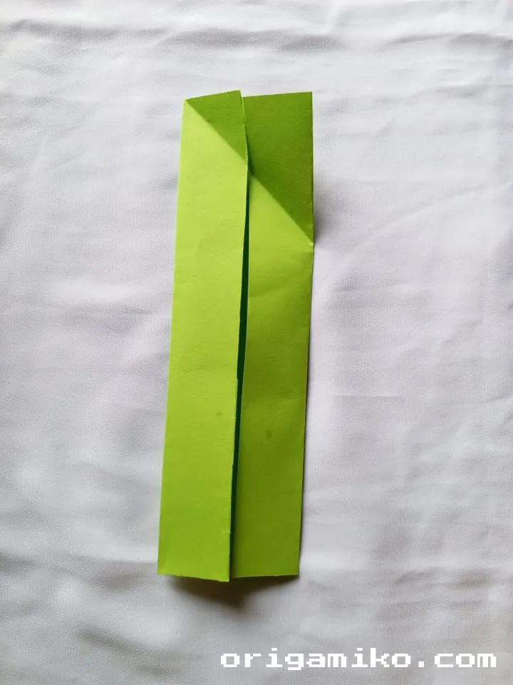 Origami basketball step 2 d