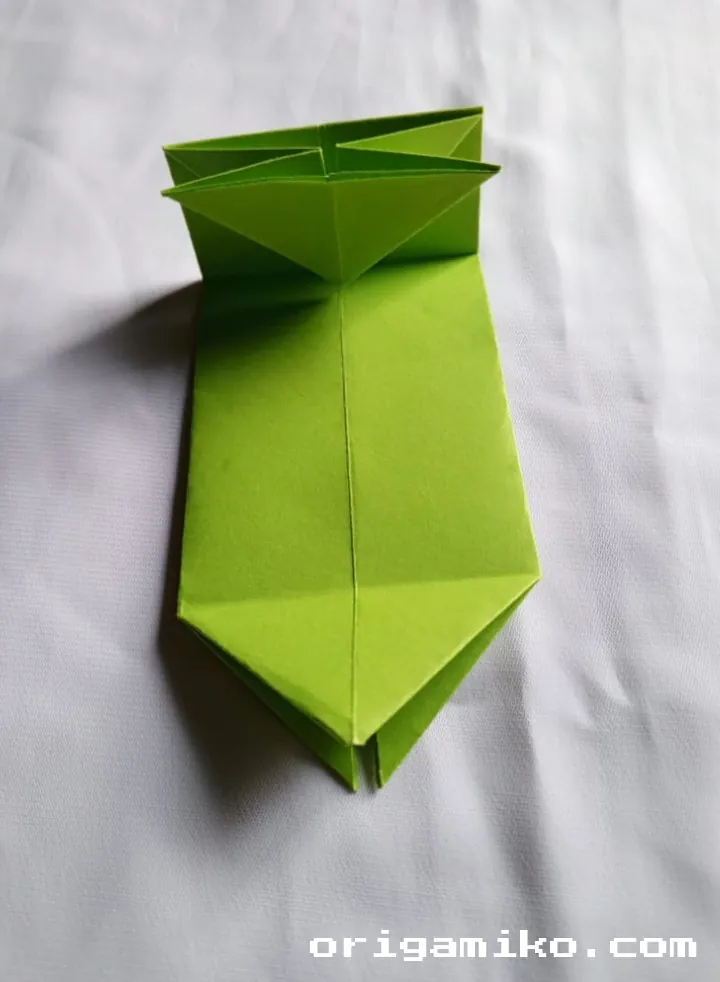 Origami basketball step 5 a