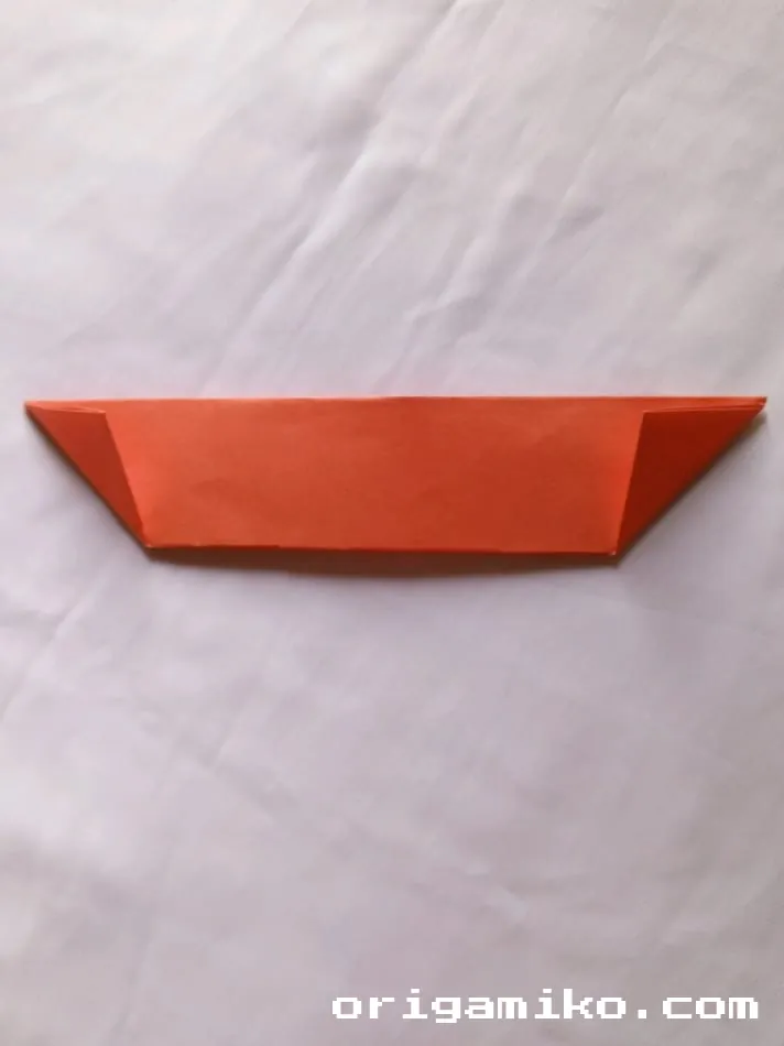Origami canoe step 4 b