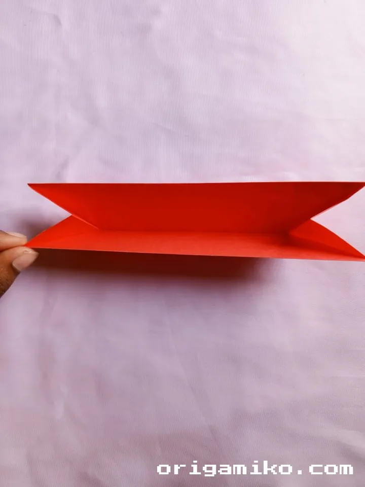 Origami canoe step 5 b