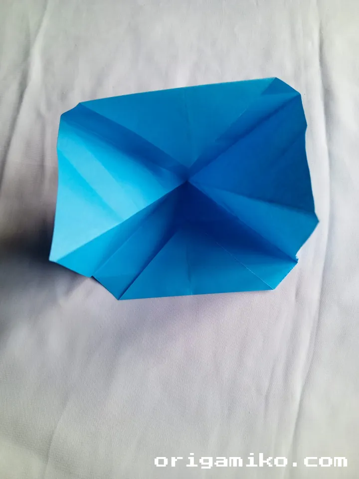 Origami coffee cup step 4 c
