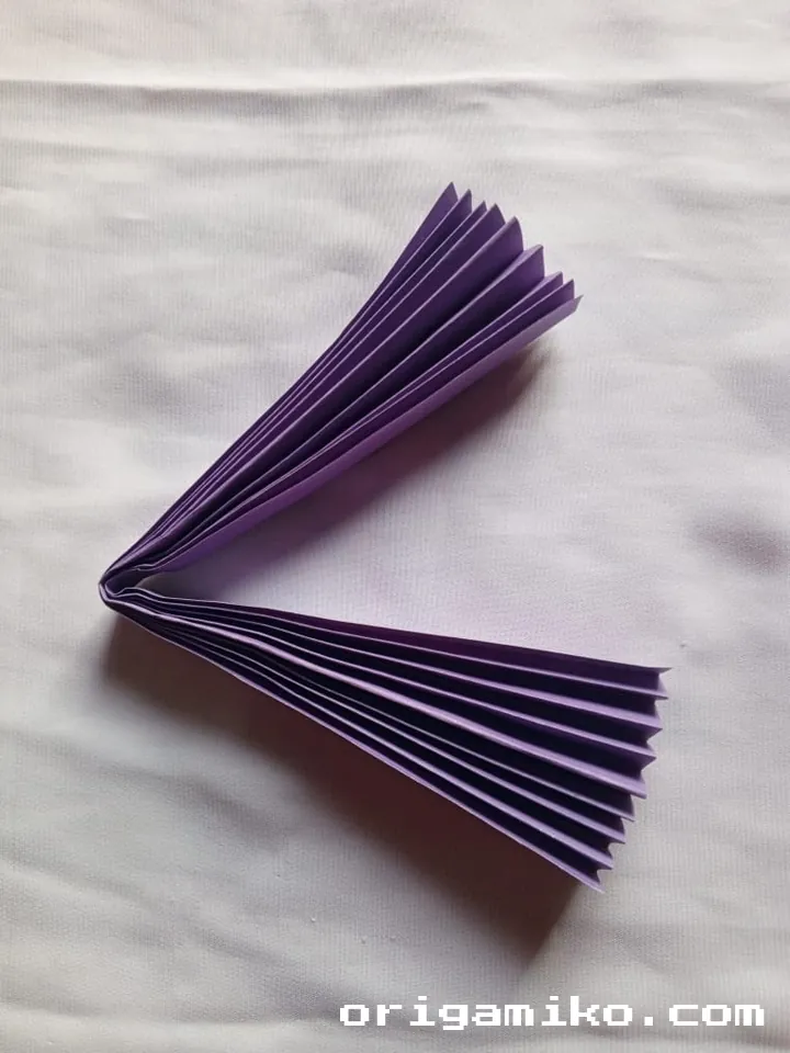 Origami fan step 4 b