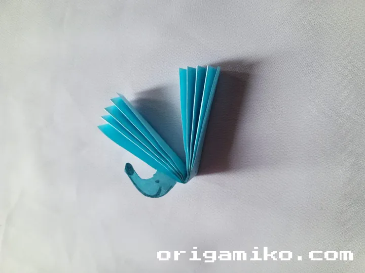 Origami hedgehog step 3 d