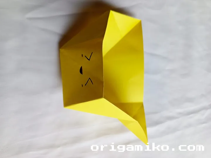 Origami holder step 4 f