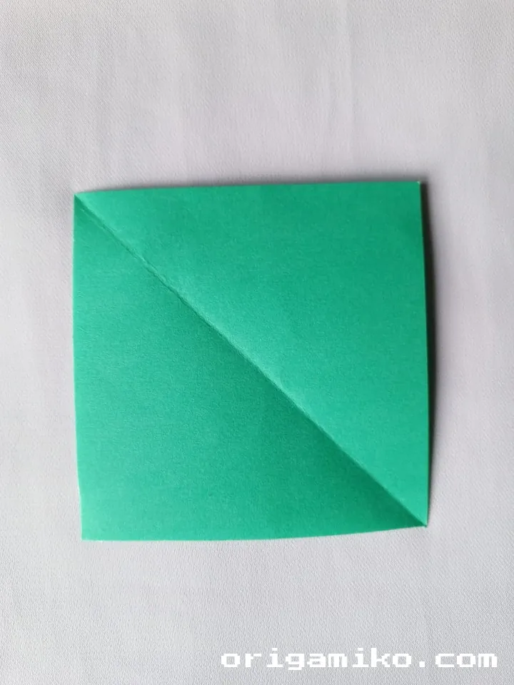 Origami olive branch step 1