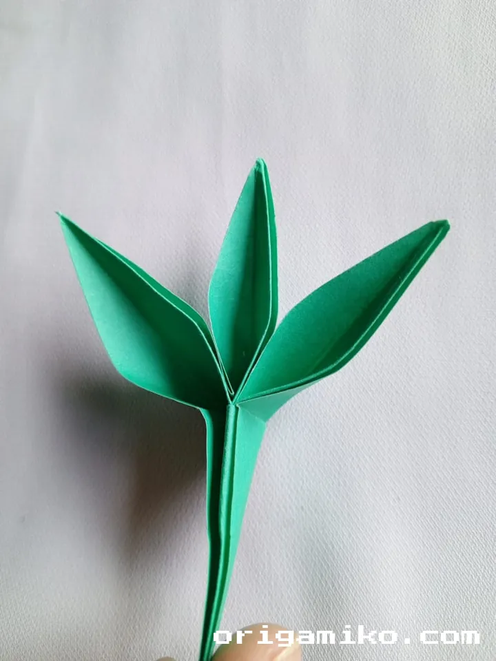 Origami olive branch step 6 c