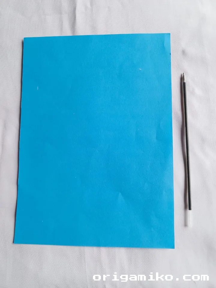 Origami pen step 1