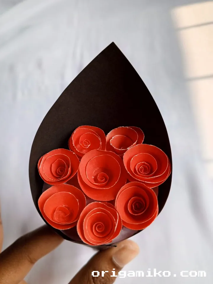 Origami rose bouquet step 3 f