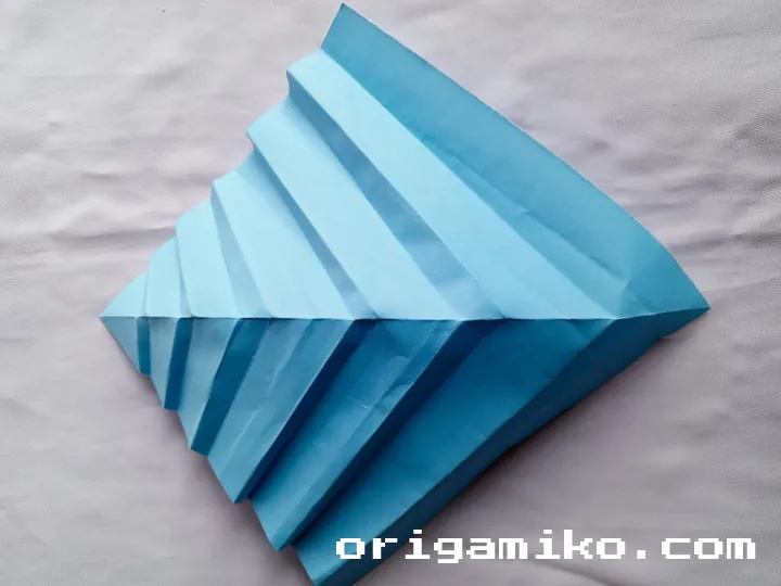 Origami ship step 4 e