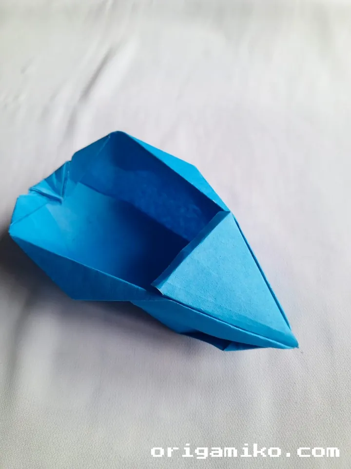 Origami speed boat step 5 g