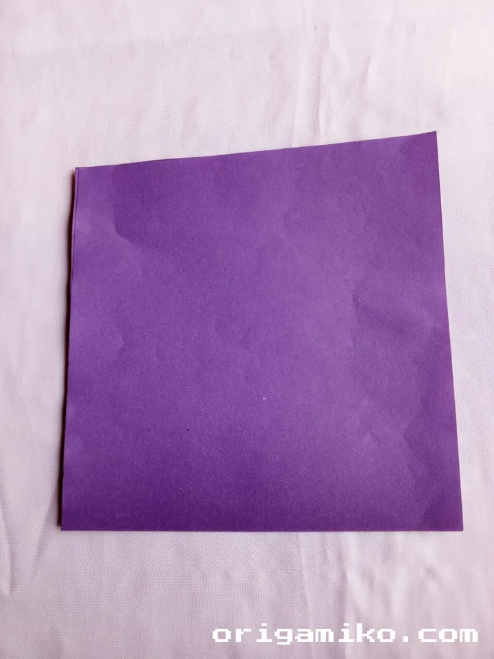 Origami tea cup step 1