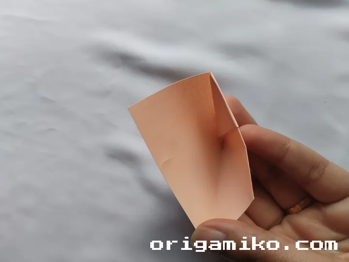 Sticky note bookmaek step 3 b
