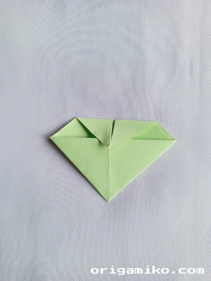 Sticky note heart step 3 e