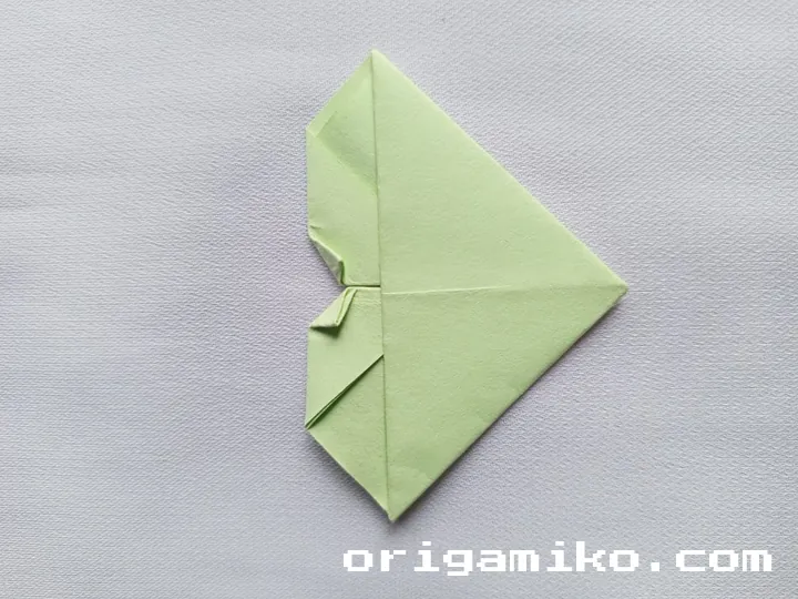 Sticky note heart step 4 a