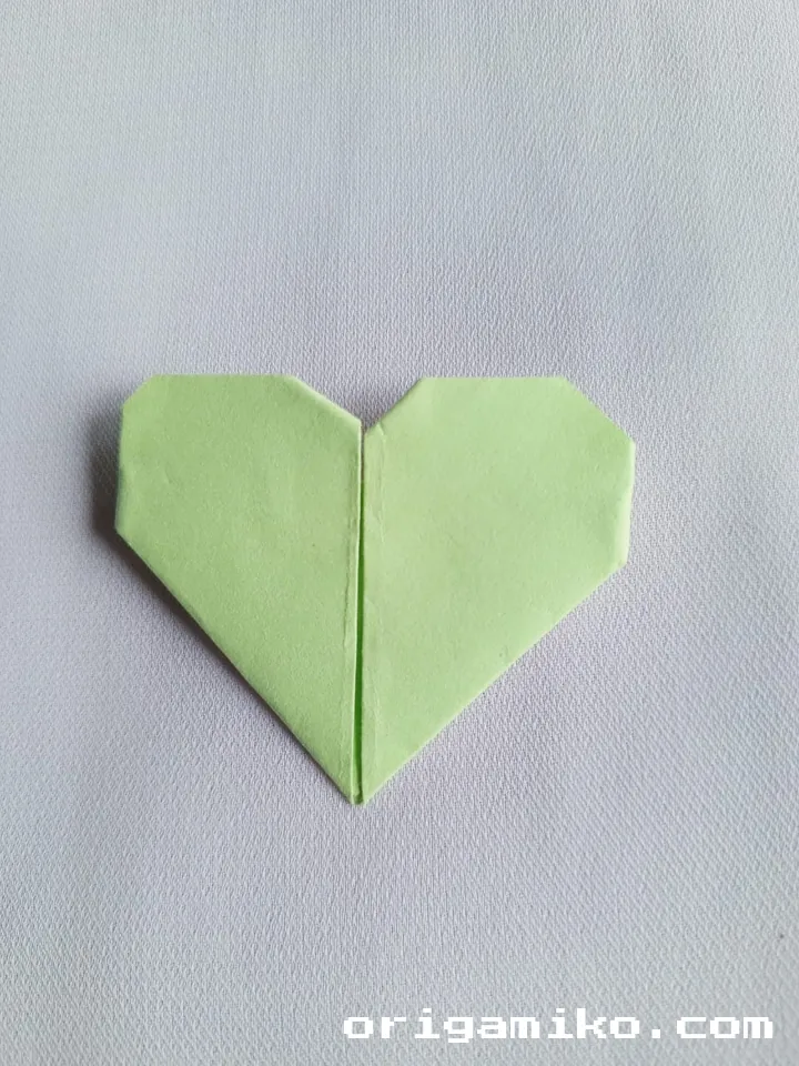 Sticky note heart step 4 c
