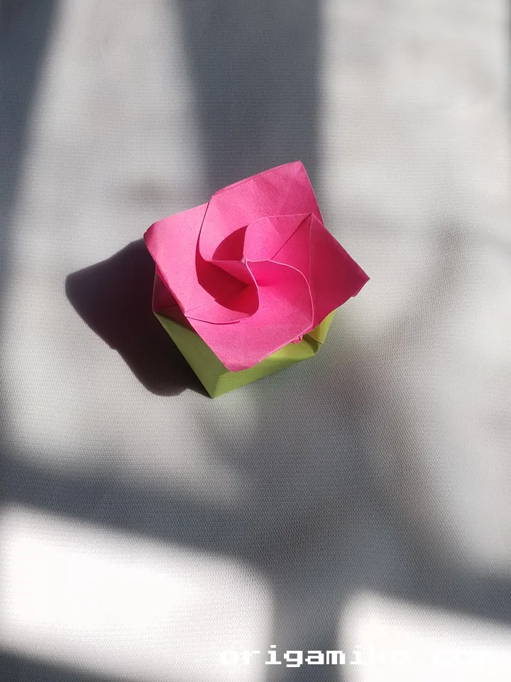 Sticky note rose final 7