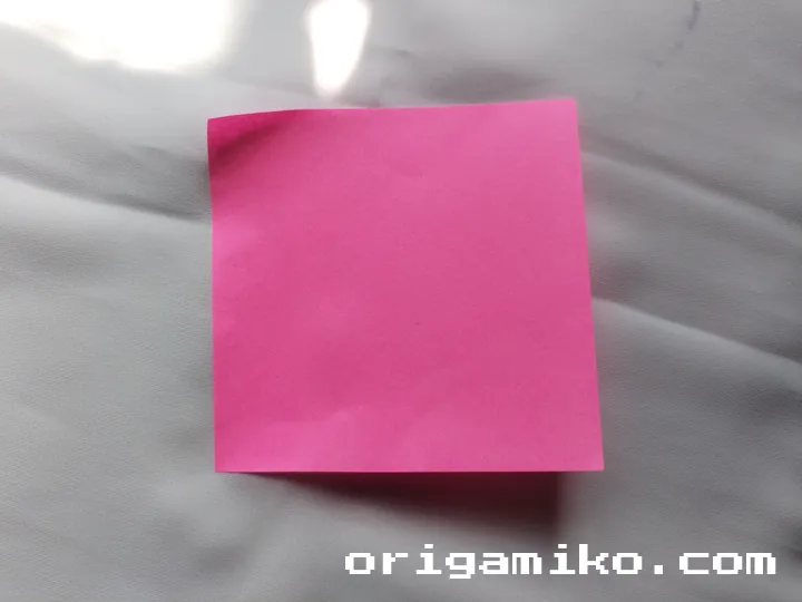 Sticky note rose step 1
