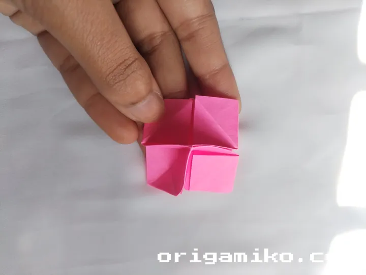 Sticky note rose step 4 e