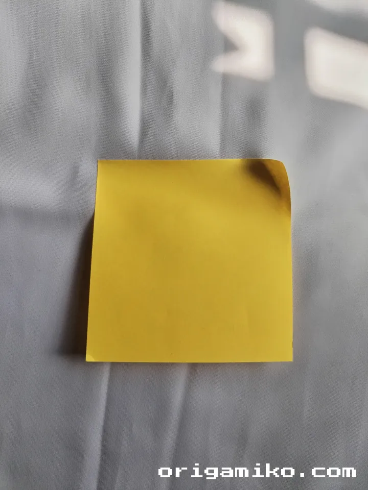 Sticky note star step 1