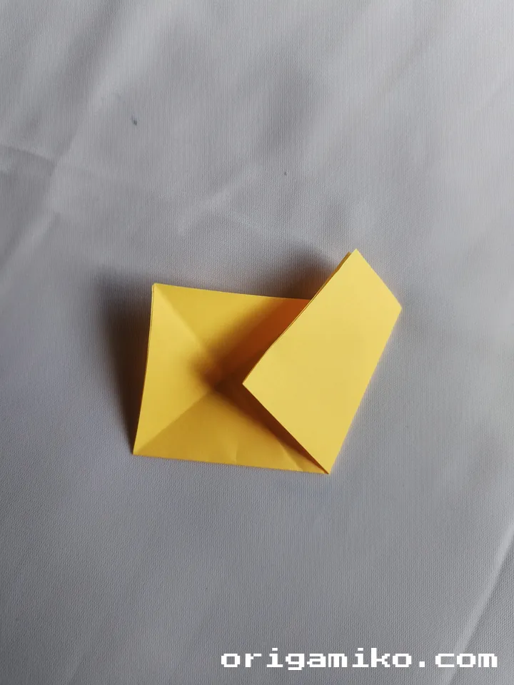 Sticky note star step 3 b